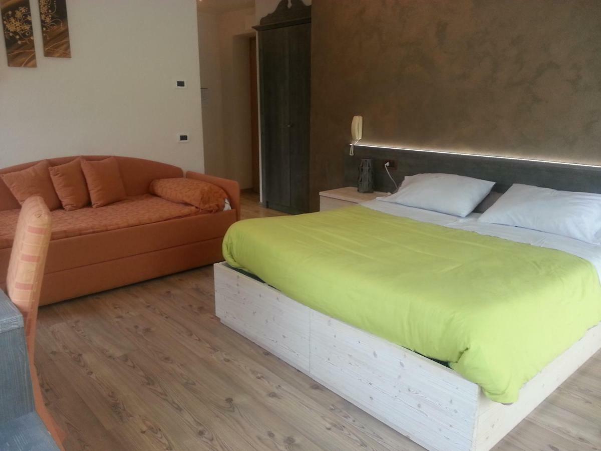 ארונצו די קדורה Hotel Al Sole מראה חיצוני תמונה